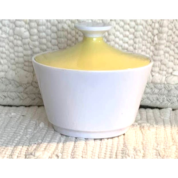 Vintage melamine sugar bowl pale yellow and white dish - Picture 1 of 10